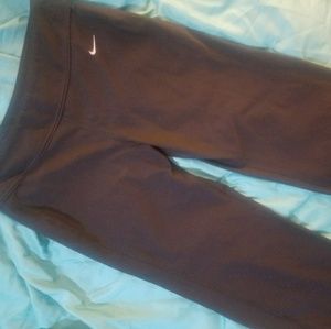 Nike yoga pant capris